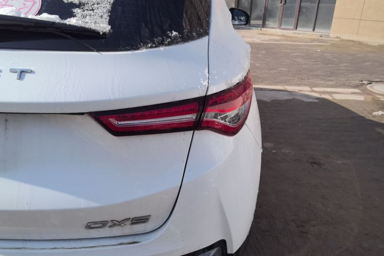 东南DX5 2021款 1.5L 手动豪华升级型车身外观6006