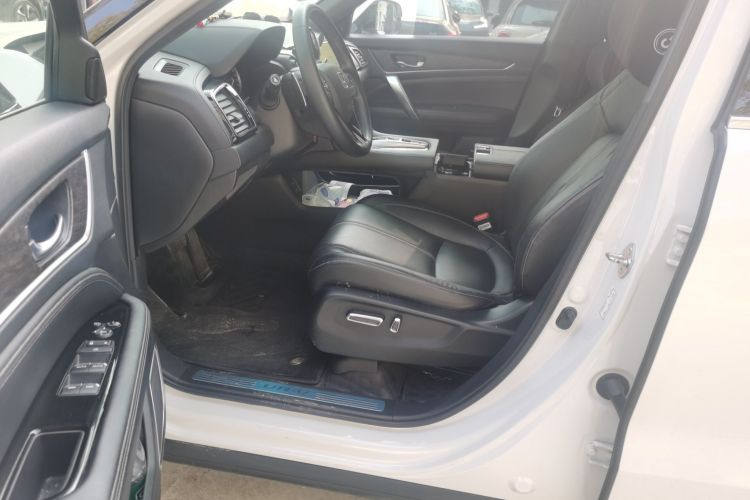 本田UR-V 2020款 370TURBO 两驱尊雅版中控内饰7003