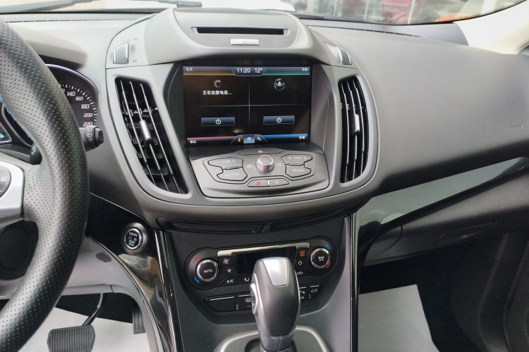 福特 翼虎 2015款 2.0L GTDi 四驱运动型局部细节16