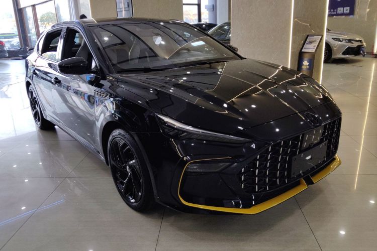 名爵 MG6 2021款 Pro 1.5T 自动Trophy豪华版车身外观3