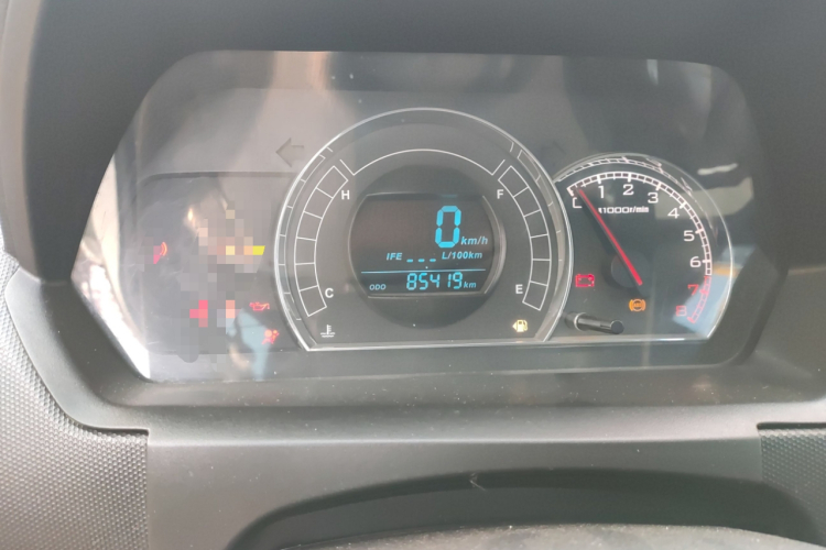 长城M4 2014款 1.5L 手动豪华型中控内饰14