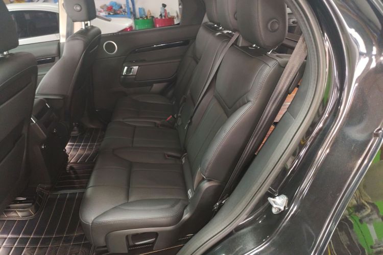 路虎 发现 2019款 3.0 SC V6 SE中控内饰21