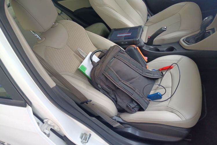 别克 英朗 2016款 15N 自动精英型局部细节41