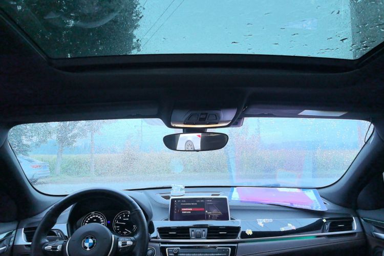 宝马X2 2020款 sDrive25i 领先型M运动套装局部细节22