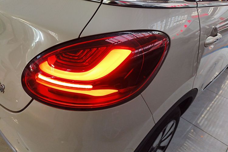 五菱汽车 五菱缤果 2024款 333km 悦享款车身外观6006