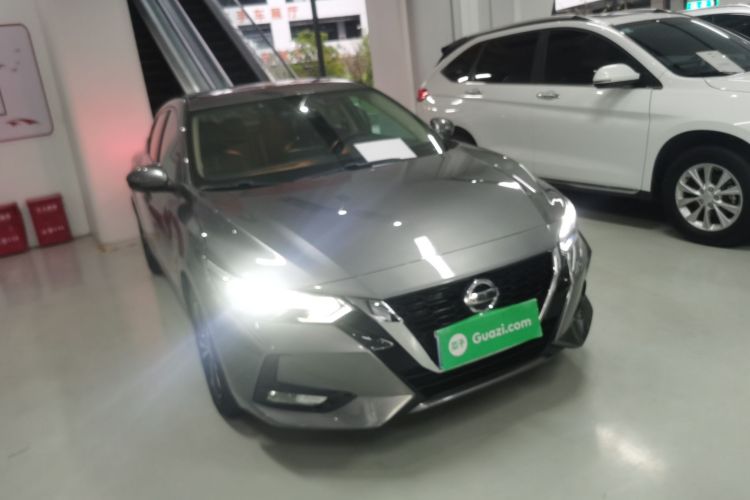 日产 轩逸 2021款 1.6L XL CVT悦享版车身外观3