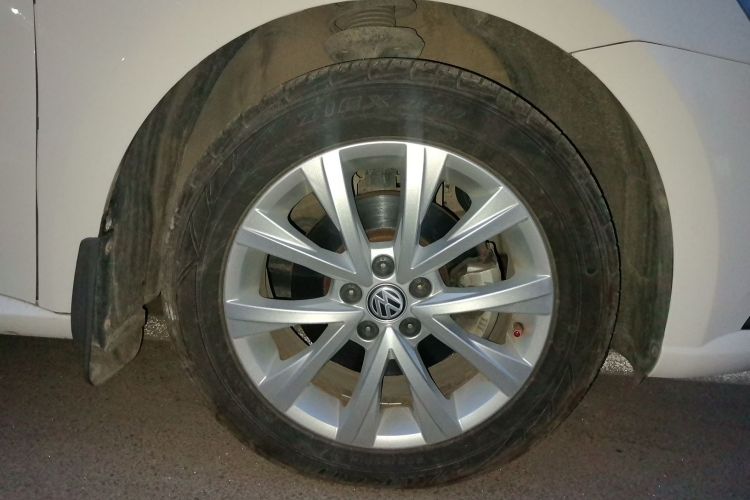 大众 朗逸 2017款 1.6L 自动舒适版车身外观10