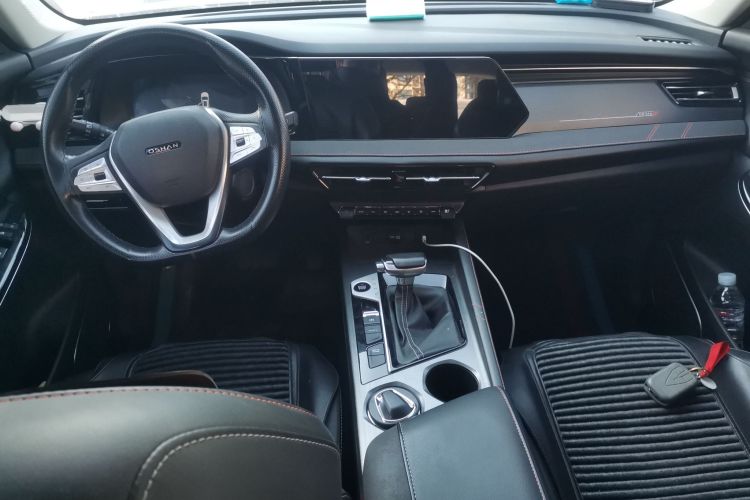 长安欧尚X7 PLUS 2022款 1.5T 蓝鲸版自动尊贵型中控内饰12