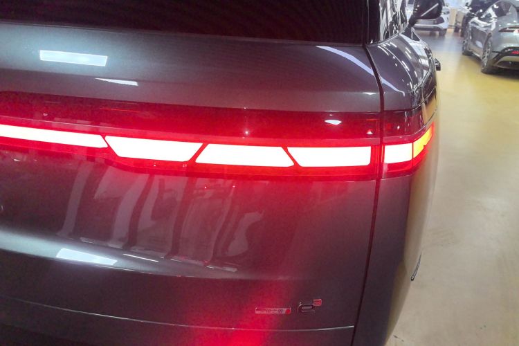 腾势N9 2025款 旗舰型车身外观9