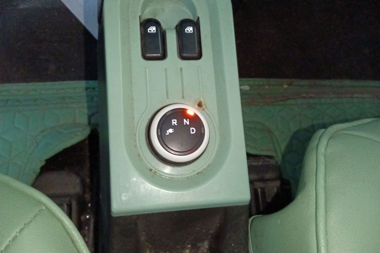 五菱汽车 宏光MINIEV 2022款 马卡龙臻享款 磷酸铁锂中控内饰18