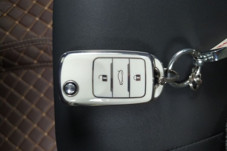 长安 悦翔 2019款 1.5L DCT 联动云版中控内饰11