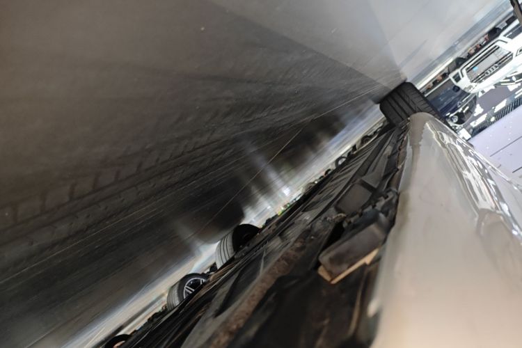 奔驰C级 2018款 C 200 L局部细节9002