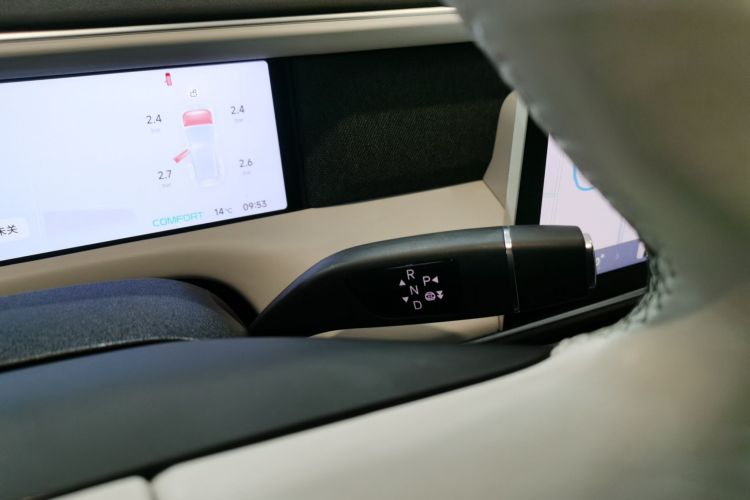 小鹏G6 2023款 755 超长续航 Pro局部细节18