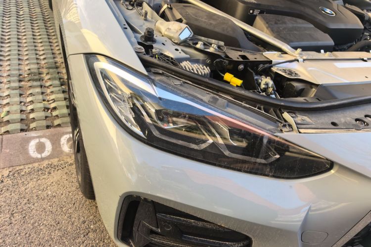 宝马4系 2023款 425i M运动套装车身外观8