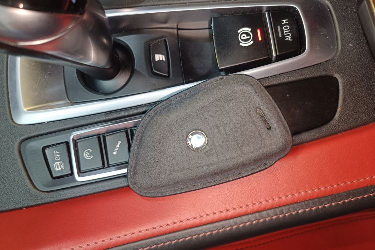 宝马X5 M 2015款 X5 M中控内饰7001