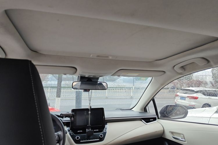 丰田 卡罗拉 2019款 1.2T S-CVT GL-i精英版局部细节22