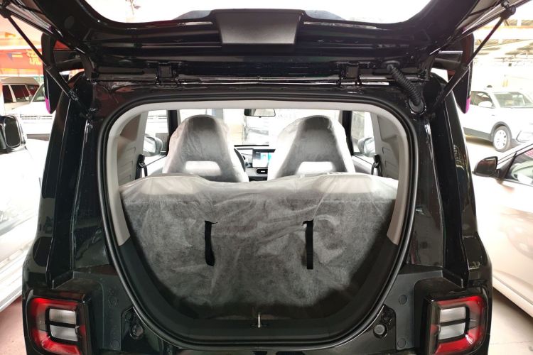 吉利银河 2025款 210km 熊猫卡丁机舱底盘23