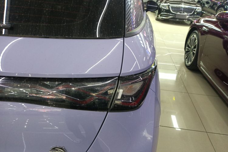 比亚迪 海豚 2023款 420km 时尚版车身外观9