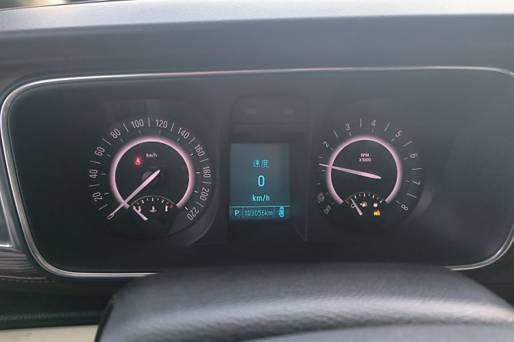 别克GL8 2018款 28T 尊贵型 国VI中控内饰14