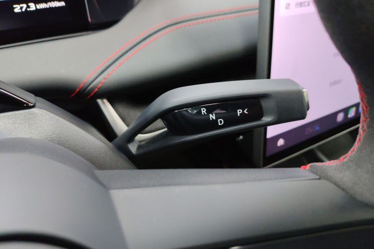 小米汽车 小米SU7 Ultra 2025款 Ultra中控内饰18