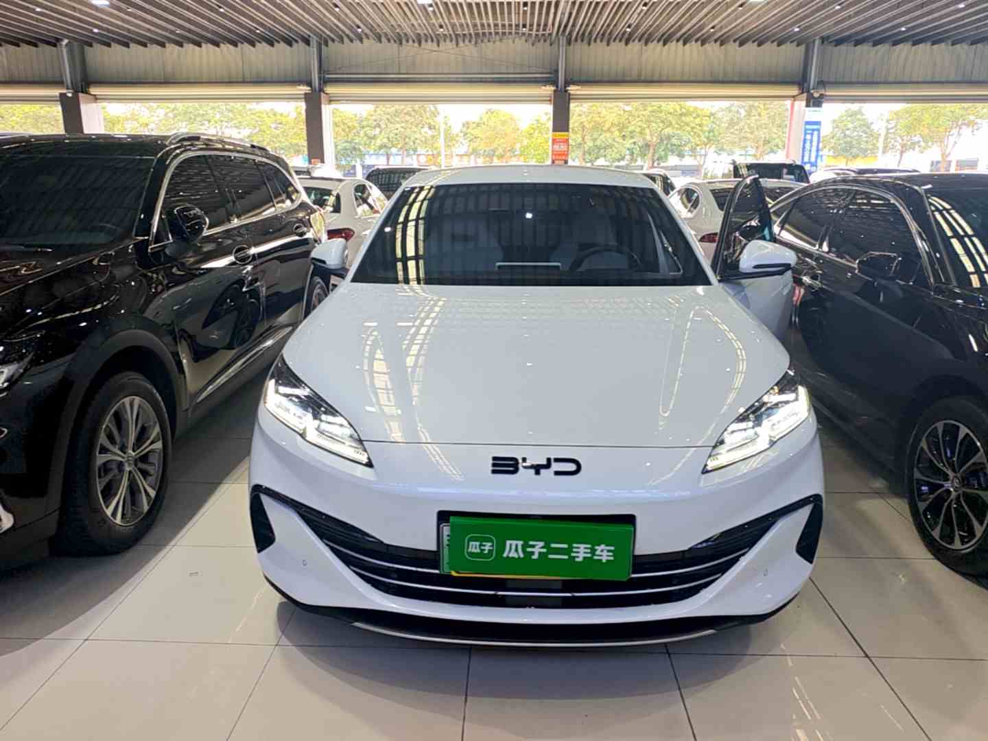 比亚迪 海豹06新能源 2024款 DM-i 80KM尊贵型(1)
