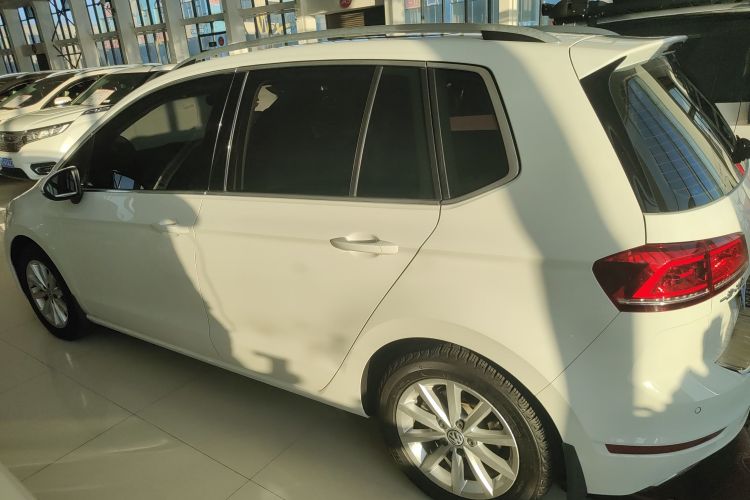 大众 高尔夫·嘉旅 2019款 280TSI 自动好奇型 国V车身外观6003