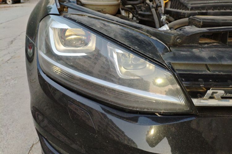 大众 高尔夫 2015款 1.4TSI 手动R-Line车身外观8