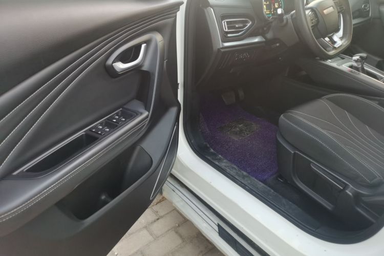 捷途X70M 2021款 1.5T DCT豪华伙伴型 5座中控内饰7003