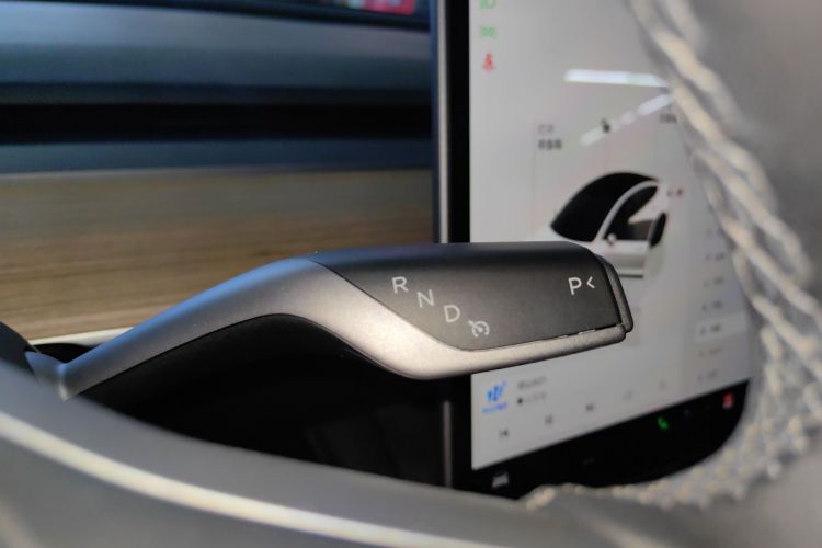 特斯拉 Model 3 2022款 后轮驱动版局部细节18