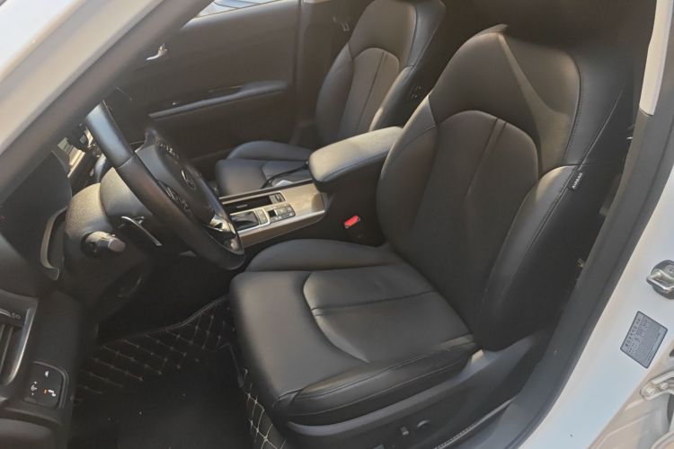 起亚K5 2016款 2.0T 自动PRM局部细节19