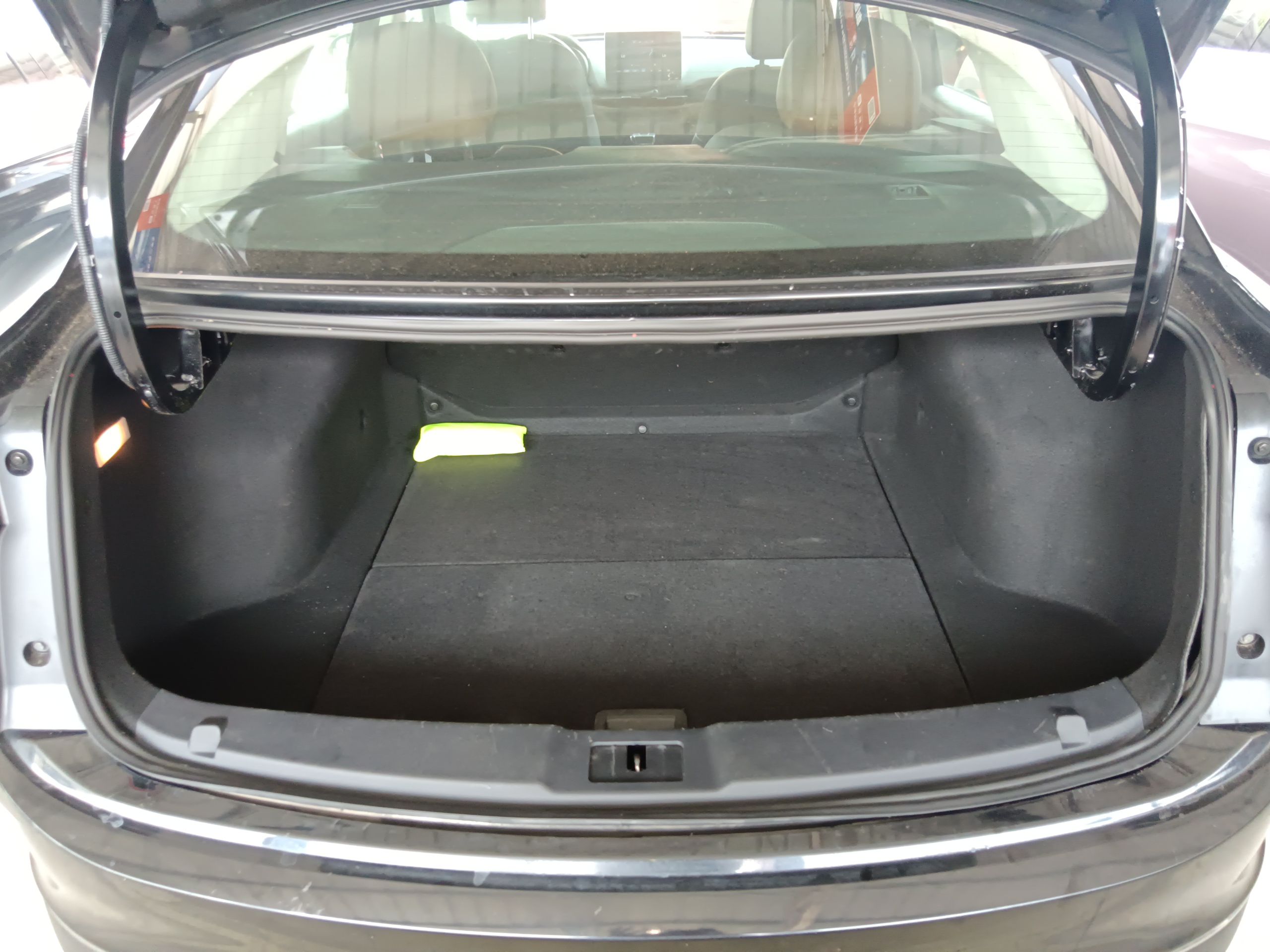 红旗E-QM5 2021款 充电 T3版 4座