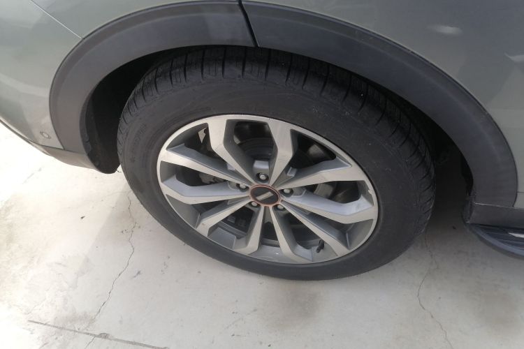 魏牌 VV6 2018款 2.0T 四驱旗舰型 国V车身外观6008