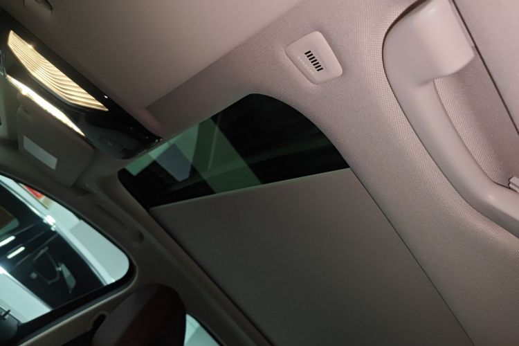 宝马3系 2024款 320Li M运动套装中控内饰22