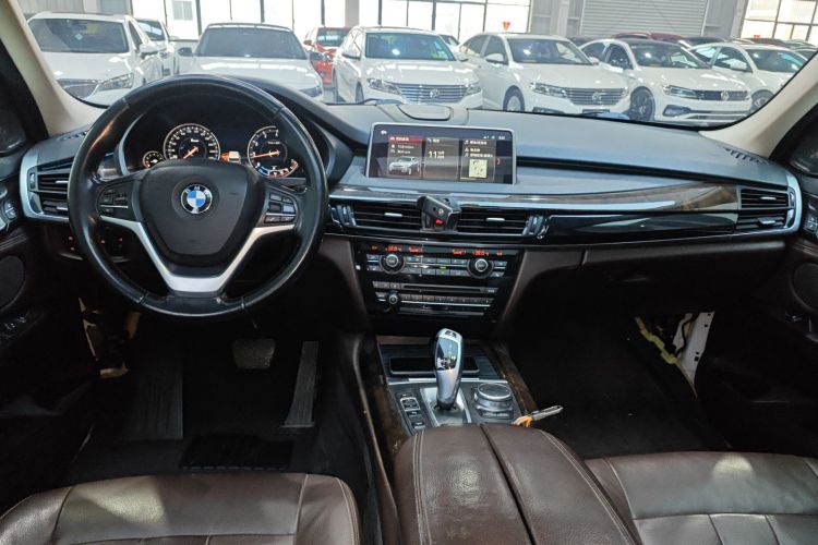 宝马X5(进口) 2018款 xDrive28i中控内饰12