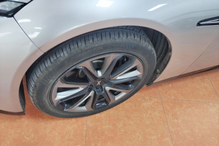 小鹏P7 2022款 480N+车身外观6007