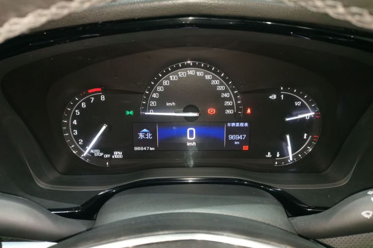 凯迪拉克XT5 2016款 28T 四驱豪华型中控内饰14