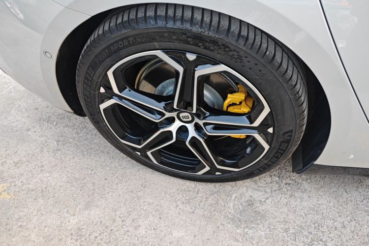 小米汽车 小米SU7 2024款 四驱超长续航高阶智驾Max版车身外观6008