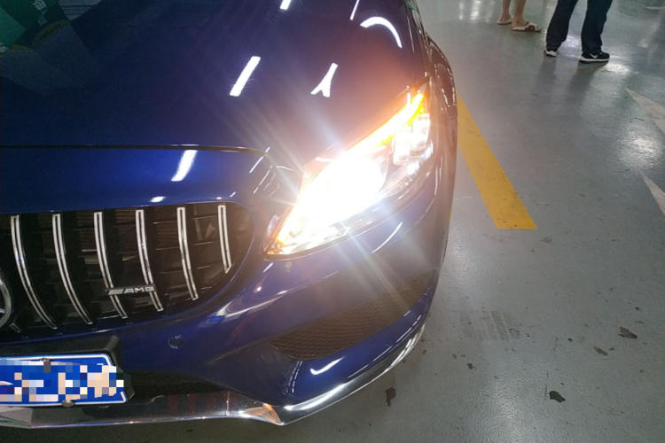 奔驰C级 2018款 C 180 L 时尚型运动版局部细节36