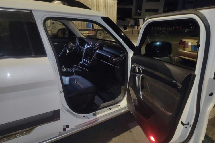 北京BJ20 2018款 1.5T CVT豪华型局部细节9005