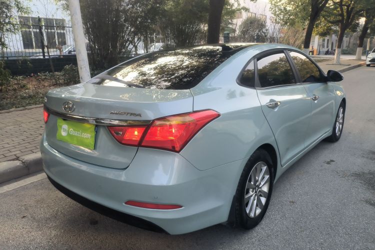 现代 名图 2014款 1.8L 自动智能型GLS车身外观7