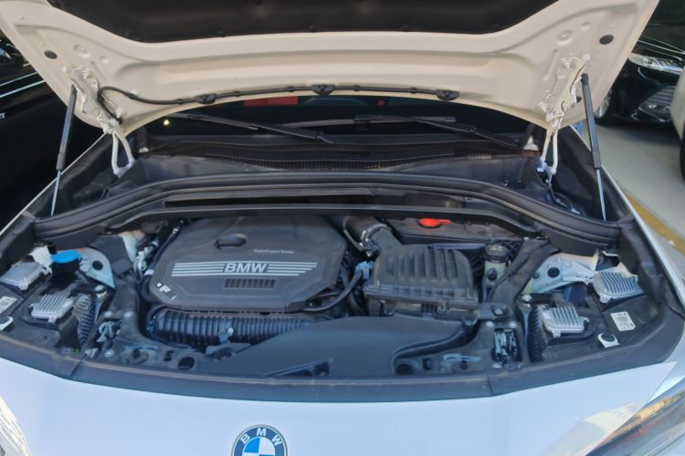 宝马X2 2023款 sDrive25i M运动曜夜版局部细节24