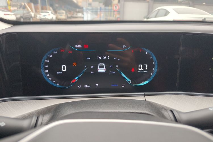 长安 逸动 2024款 PLUS 蓝鲸NE 1.4T GDI DCT高能版局部细节14