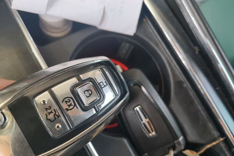 林肯 飞行家 2020款 3.0T V6 四驱尊享版中控内饰11