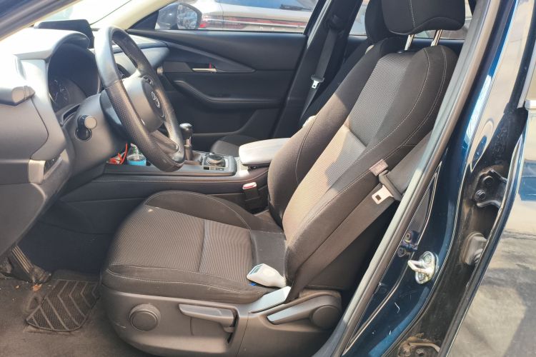 马自达CX-30 2020款 2.0L 手动尚悦型中控内饰19