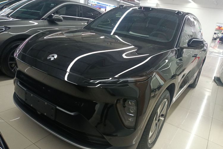 蔚来ES8 2023款 75kWh 行政版车身外观1