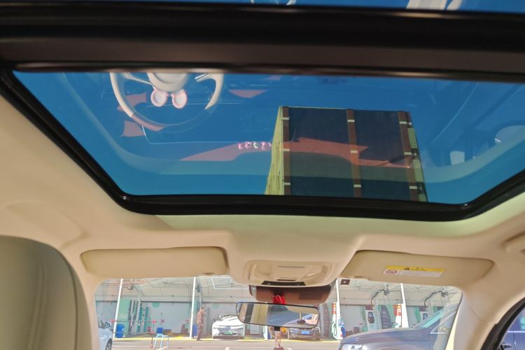 欧拉好猫 2022款 400km标准续航 尊贵型 磷酸铁锂中控内饰22