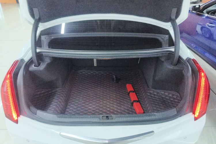 凯迪拉克ATS-L 2016款 28T 时尚型局部细节23