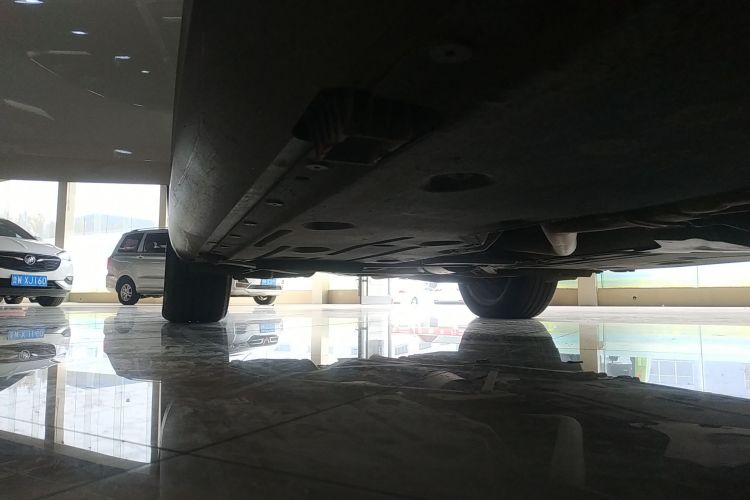 宝马X1 2013款 sDrive18i 时尚型局部细节9001