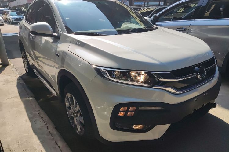 思铭 东风本田X-NV 2020款 电掣版车身外观3