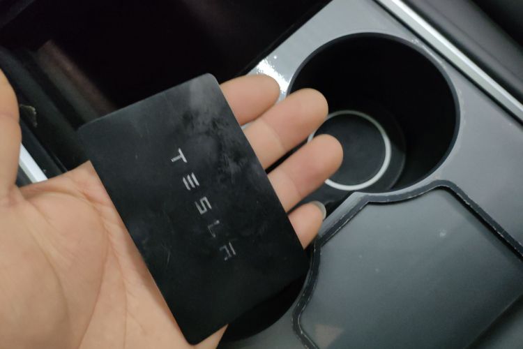 特斯拉 Model Y 2021款 标准续航后驱版中控内饰7001